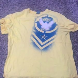 Large yellow t shirt